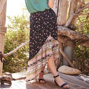 NWT- Torrid- FLORAL CHALLIS WRAP SKIRT- Size 3